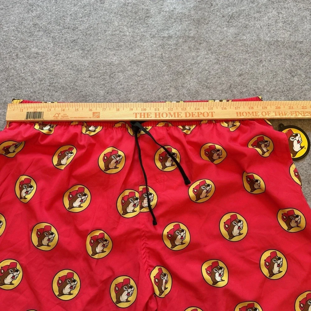 NWT Buc-ee's Men's Swim Trunks Shorts Red Yellow Beaver Logo Beach Lined Size XL